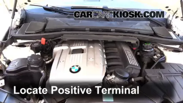 2006 BMW 325i 3.0L 6 Cyl. Batterie Début de saut